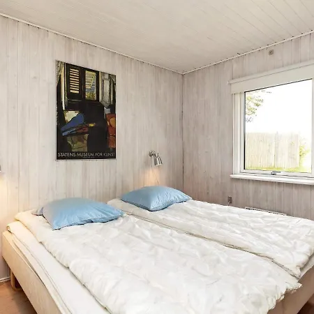 6 Person Holiday In Ebberup
